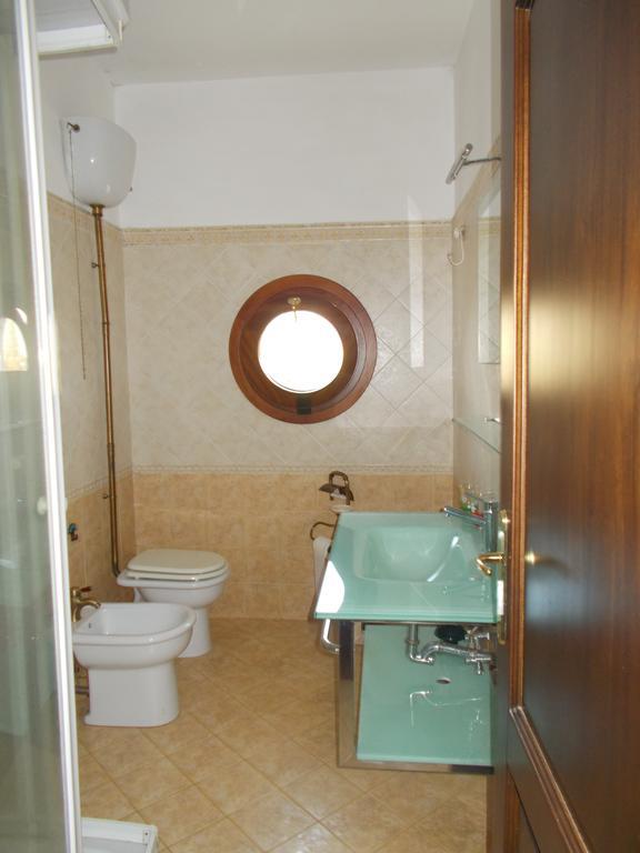 Casa Degli Ulivi Ξενοδοχείο Τίβολι Δωμάτιο φωτογραφία